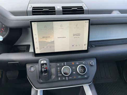 New 2025 Land Rover Defender 130 S image 25