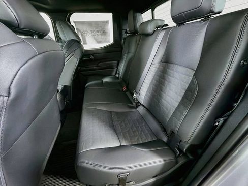 New 2026 Toyota Tacoma TRD Off-Road w/ TRD Off Road Premium Package AWD/4WD image 19