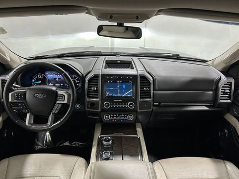 Used 2019 Ford Expedition Max Platinum image 16