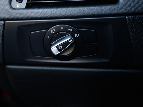 Used 2013 BMW M3 Convertible image 48