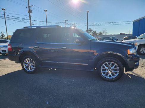 Used 2016 Ford Expedition Limited image 4