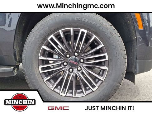 Used 2025 GMC Yukon XL Elevation w/ Technology Package AWD/4WD image 8