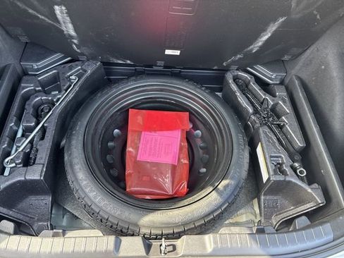 Used 2024 Toyota Corolla XSE image 40