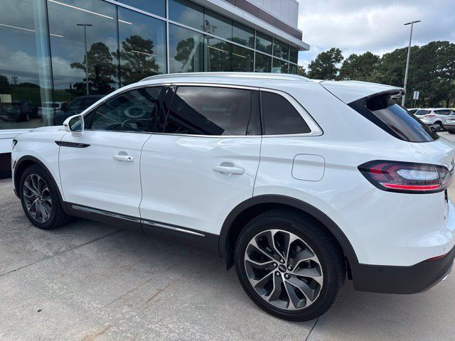 Used 2023 Lincoln Nautilus Reserve w/ Equipment Group 201A AWD/4WD image 2