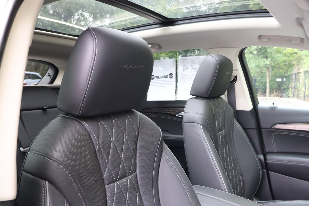 Certified 2023 Buick Envision Avenir AWD/4WD image 45