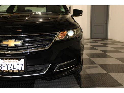 Used 2019 Chevrolet Impala LT image 8