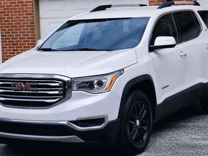 Used 2019 GMC Acadia SLT w/ LPO, Floor Liner Package