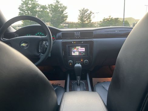 Used 2016 Chevrolet Impala LTZ FWD image 19