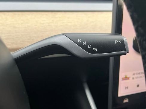 Used 2018 Tesla Model 3 Mid Range image 21