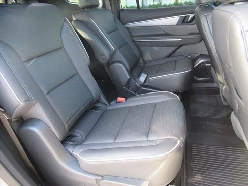 New 2026 Buick Enclave Sport Touring w/ Power Package FWD image 34