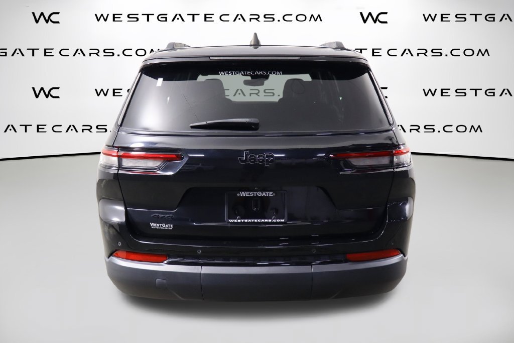 Used 2023 Jeep Grand Cherokee L Laredo AWD/4WD image 4