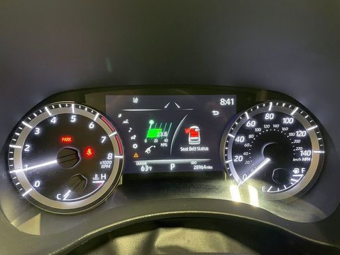 Used 2023 Toyota Highlander XLE image 31