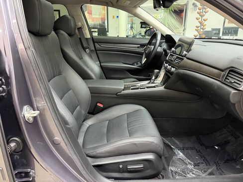 Used 2019 Honda Accord EX-L image 17