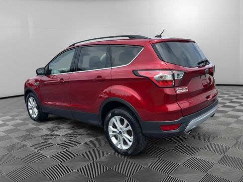 Used 2017 Ford Escape SE w/ Equipment Group 201A AWD/4WD image 3