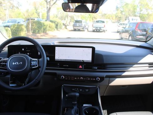 New 2026 Kia Carnival SX image 31