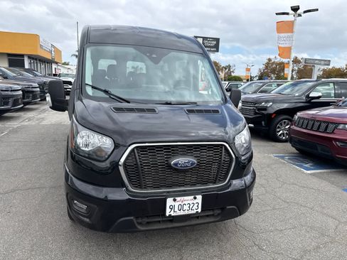 Used 2024 Ford Transit 350 XLT RWD image 4