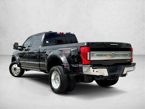 Used 2022 Ford F450 King Ranch w/ King Ranch Ultimate Package AWD/4WD image 12