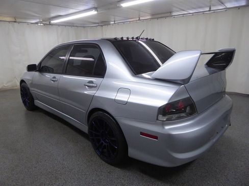 Used 2005 Mitsubishi Lancer Evolution MR AWD/4WD image 6