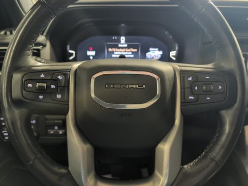 Used 2024 GMC Yukon Denali w/ Denali Reserve Package AWD/4WD image 11