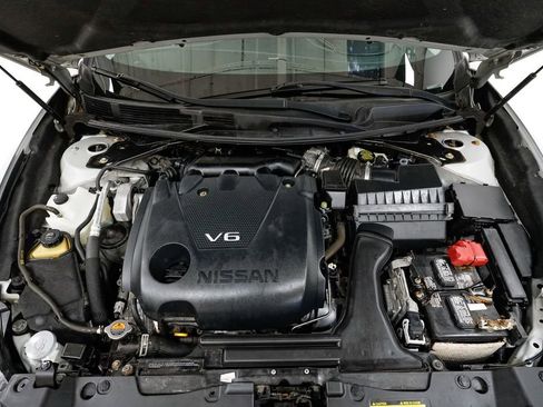 Used 2017 Nissan Maxima 3.5 SL image 3