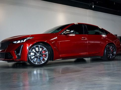 Used 2023 Cadillac CT5 V Blackwing w/ Carbon Fiber Package 2 RWD image 97