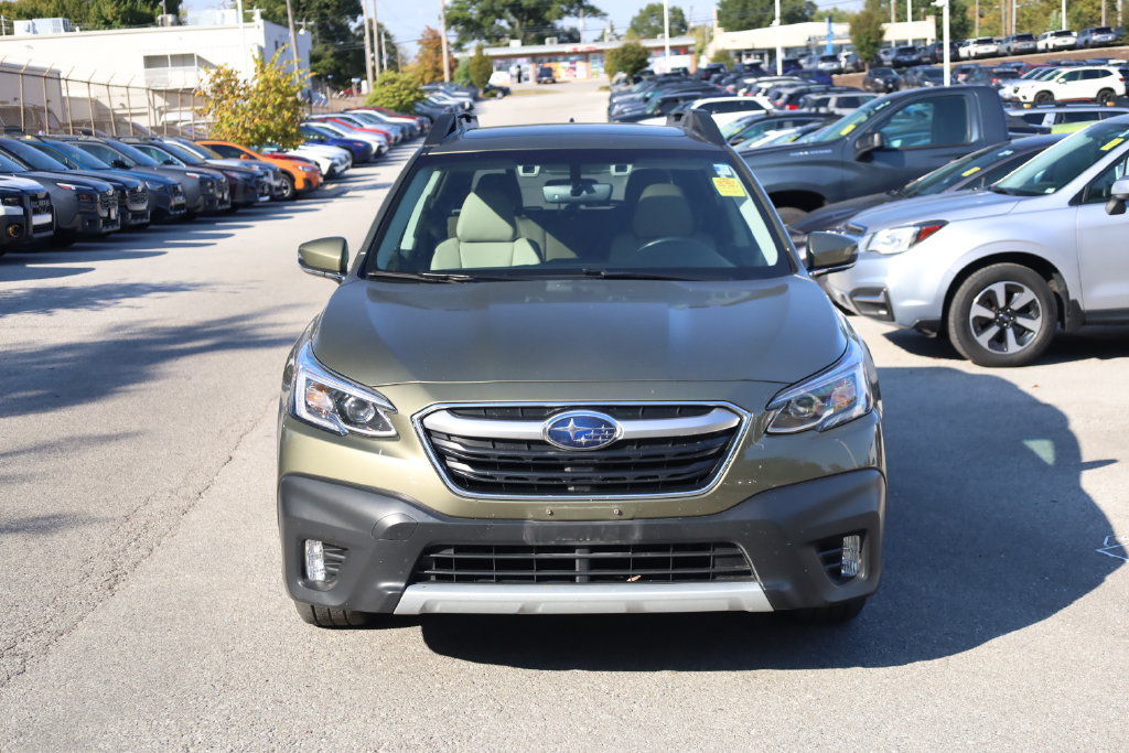 Used 2022 Subaru Outback Limited AWD/4WD image 4