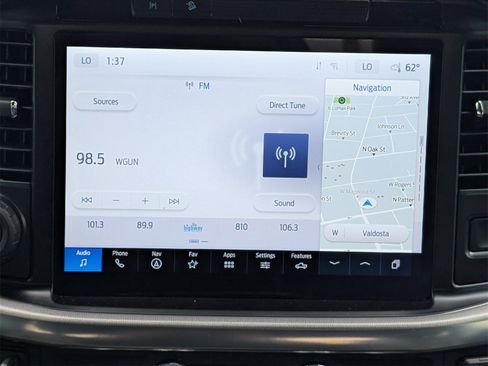 Used 2025 Ford F150 Lariat w/ Equipment Group 501A Mid image 16