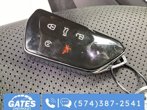 Used 2024 Volkswagen Atlas SE image 31