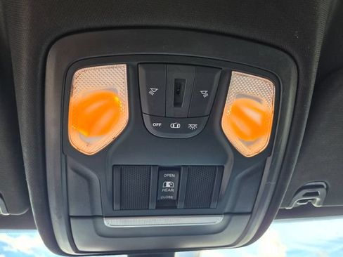 Used 2022 RAM 1500 Big Horn RWD image 9