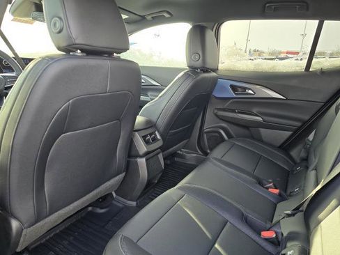 New 2026 Chevrolet Equinox EV LT image 28