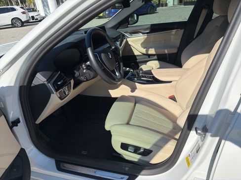 Certified 2023 BMW 540i w/ Convenience Package image 13