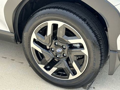 Certified 2025 Subaru Forester Limited AWD/4WD image 12