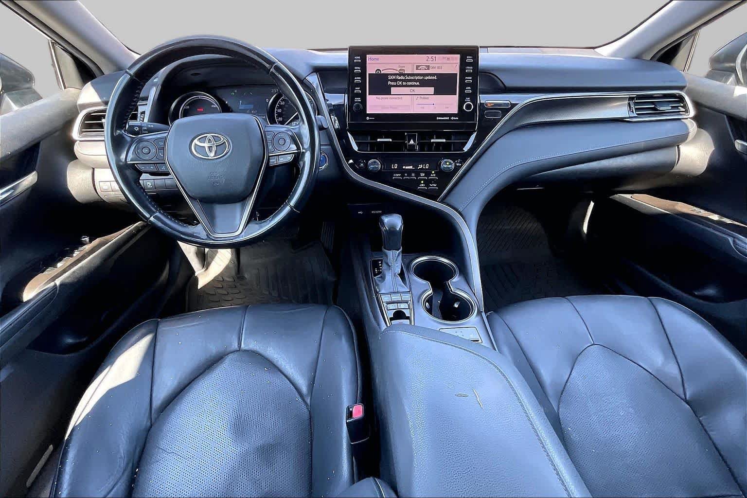 Used 2021 Toyota Camry XSE FWD image 15