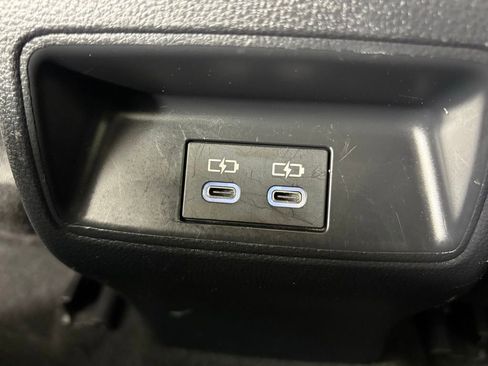 Used 2023 Toyota Corolla LE FWD image 29
