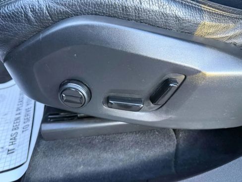 Used 2020 Volvo XC90 T6 Momentum w/ Protection Package image 24