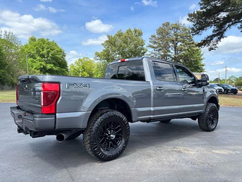 Used 2022 Ford F250 Lariat w/ Black Appearance Package AWD/4WD image 8