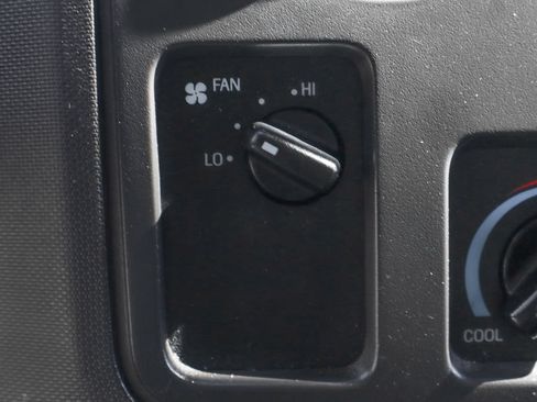 Used 2016 Ford E-350 and Econoline 350 Super Duty w/ Power Windows & Locks Group RWD image 31