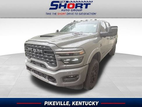 Used 2025 RAM 2500 Limited AWD/4WD image 1