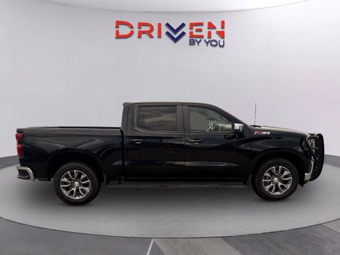 Used 2021 Chevrolet Silverado 1500 LT w/ All Star Edition Plus AWD/4WD image 3