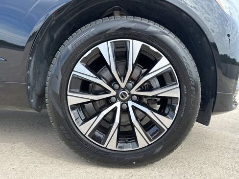 Certified 2024 Volvo XC60 B5 Core w/ Protection Package Premier AWD/4WD image 11