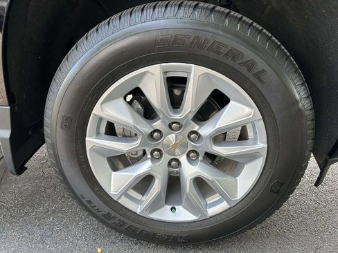 Used 2022 Chevrolet Silverado 1500 Custom RWD image 7