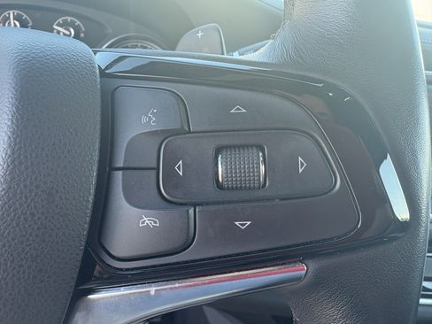 Used 2024 Buick Enclave Essence w/ Technology Package image 12