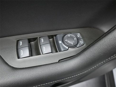 Used 2025 Chevrolet Blazer LT image 13