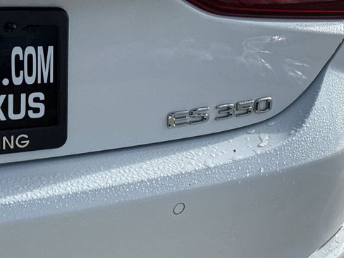 Used 2023 Lexus ES 350 F Sport w/ Accessory Package (Z1) image 22