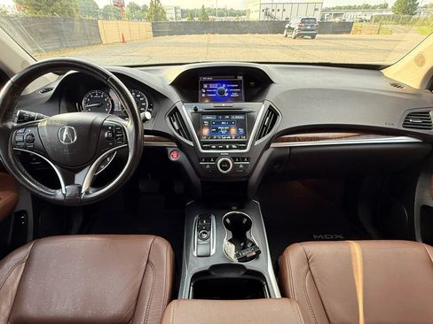 Used 2017 Acura MDX SH-AWD w/ Technology Package image 3