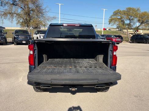 Used 2021 Chevrolet Silverado 1500 LT Trail Boss image 28