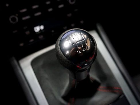 Used 2018 Porsche 911 GT3 RWD image 27