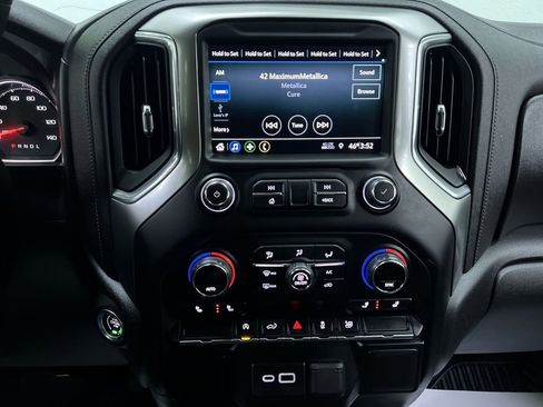 Used 2021 Chevrolet Silverado 1500 RST AWD/4WD image 22
