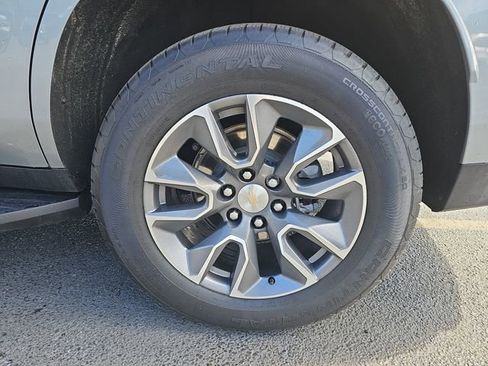 Used 2024 Chevrolet Tahoe LT w/ LT Signature Package image 9