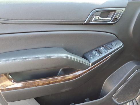 Used 2019 Chevrolet Tahoe LS w/ All-Season Package image 23